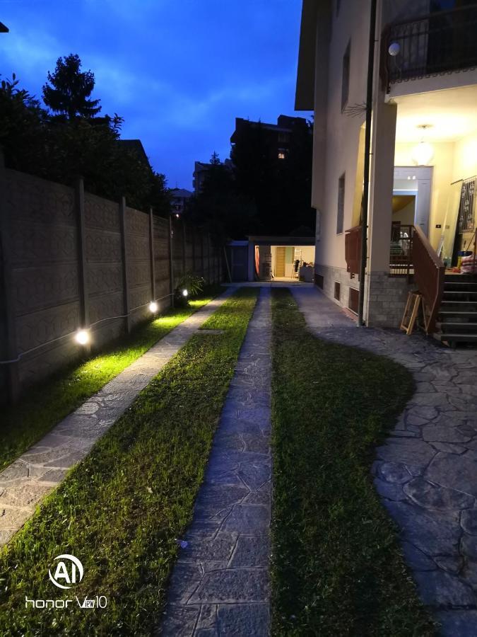 Flatmilan Hotel Cernusco Sul Naviglio Exterior foto
